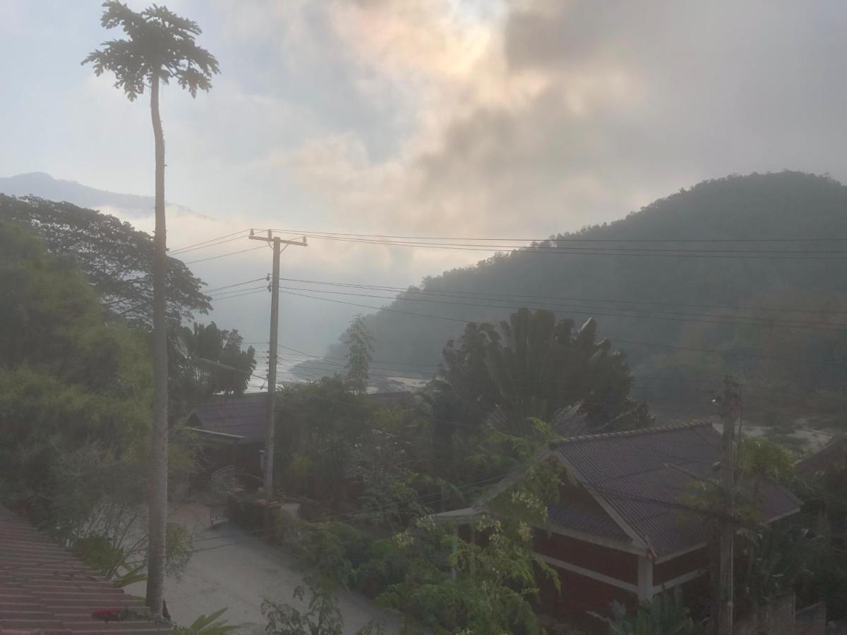 Bkc Villa 2 Pakbeng Bagian luar foto